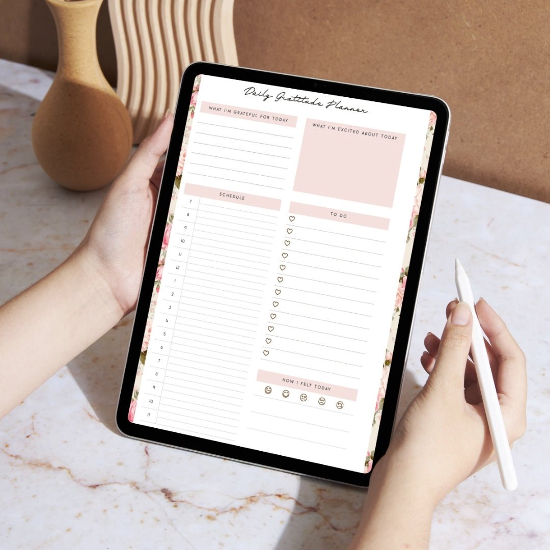 Daily planner printable with gratitude section and soft pink aesthetic for calm routines