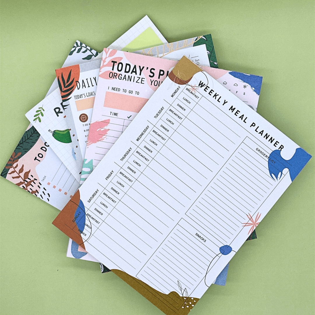 Fridge planner with priority task tracker, no-need-to-do list, and extra notes space