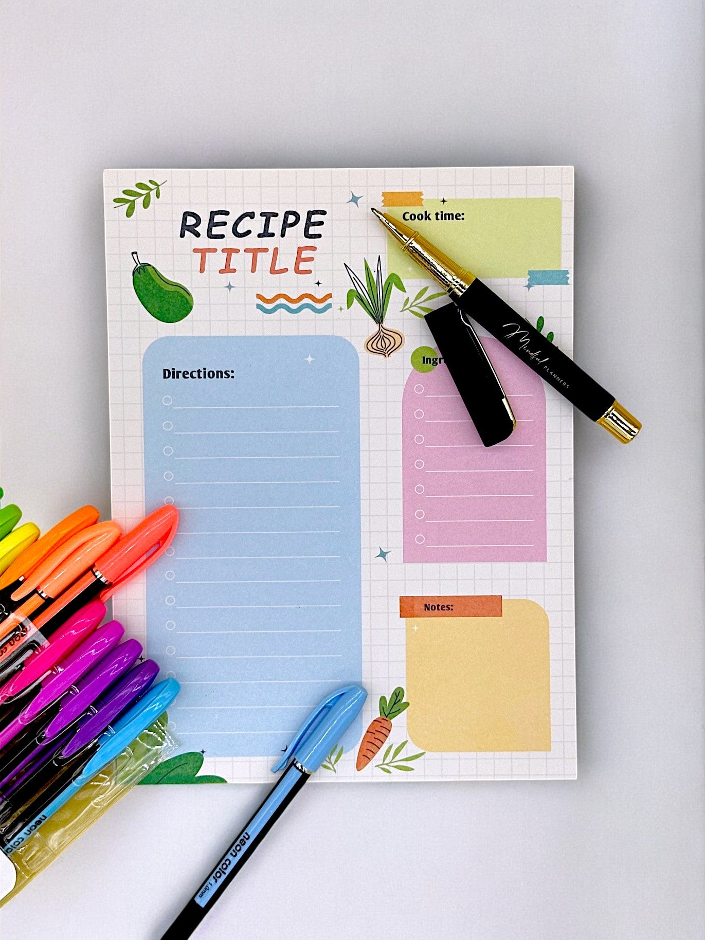 Magnetic kitchen notepad to record your favourite recipes and meal ideas