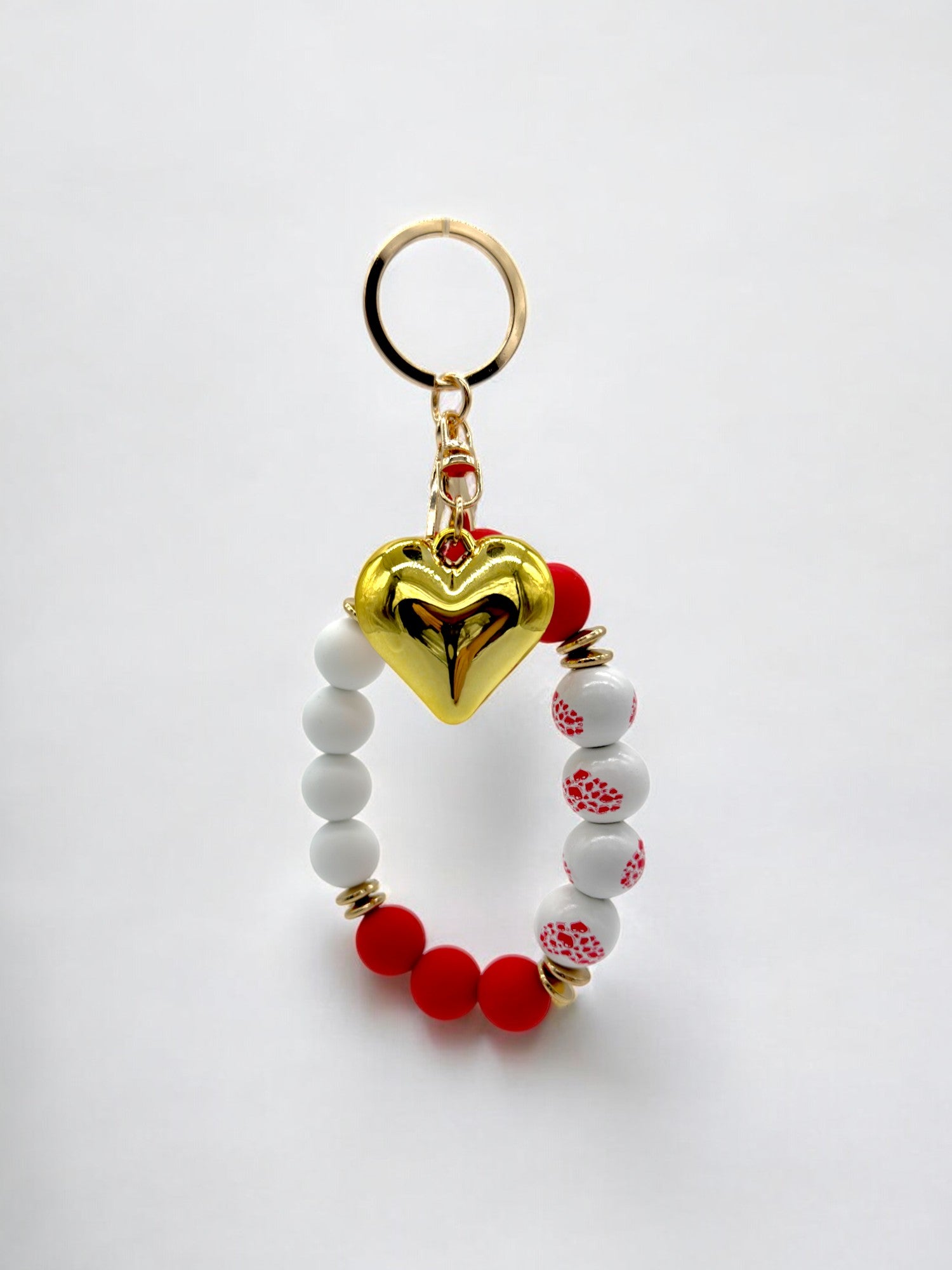 Red and white heart beaded silicone bracelet keychain with gold heart