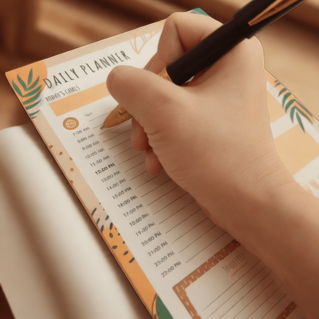 daily schedule organizer with meal planning​